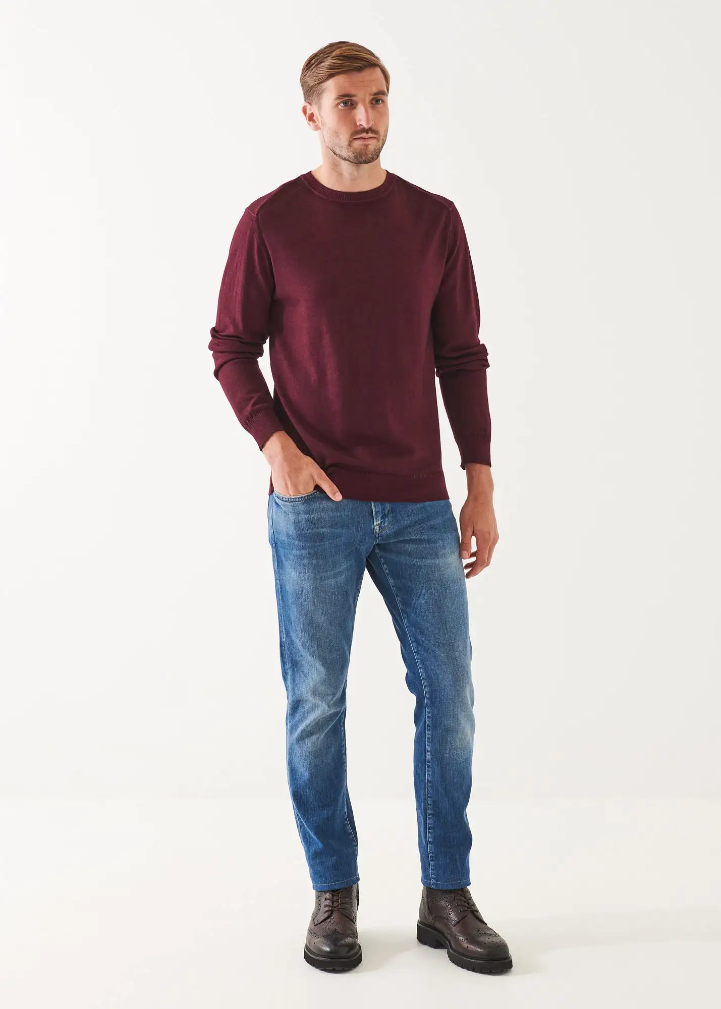 EXTRA-FINE MERINO COLD DYE CREWNECK