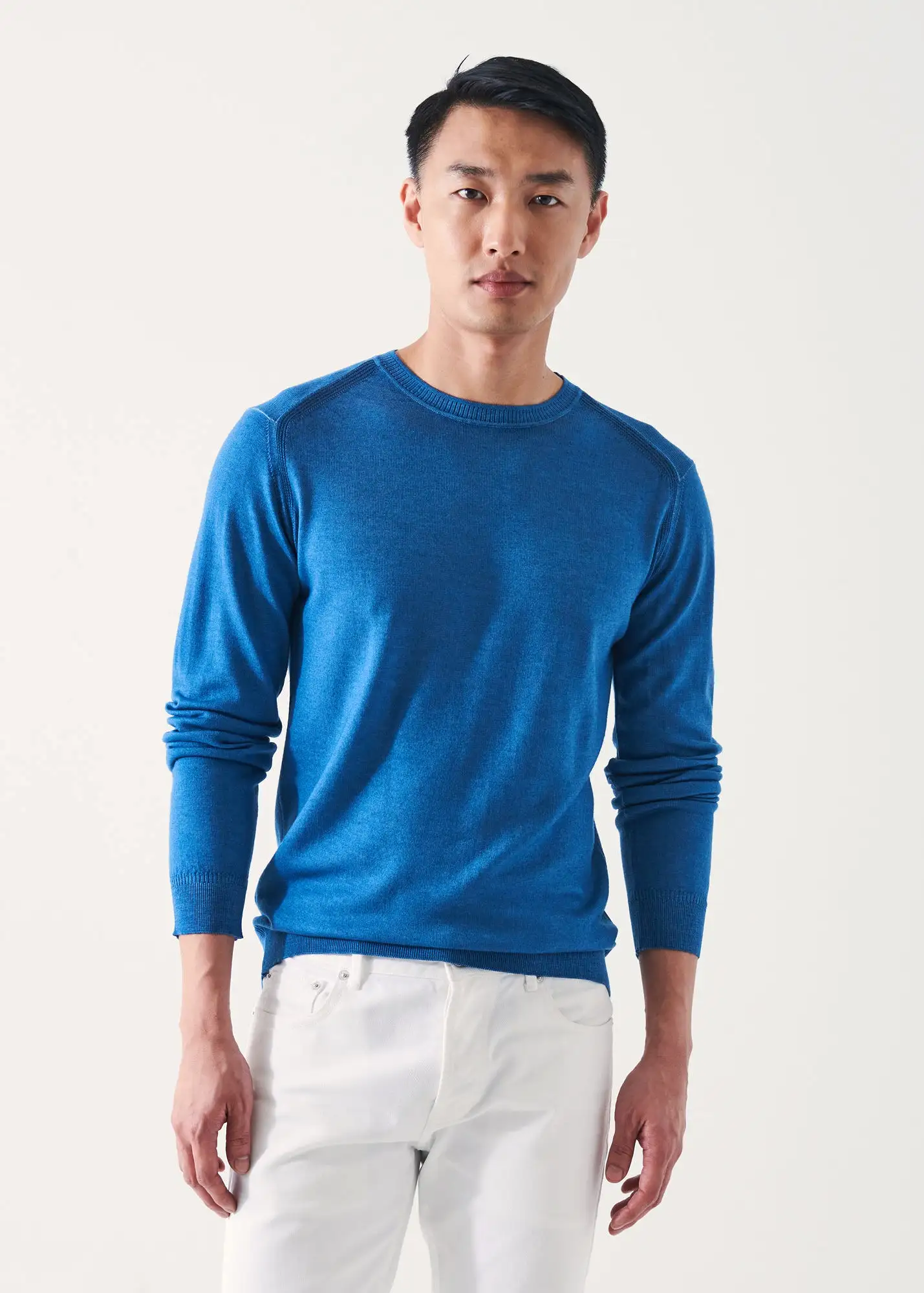 EXTRA-FINE MERINO COLD DYE CREWNECK