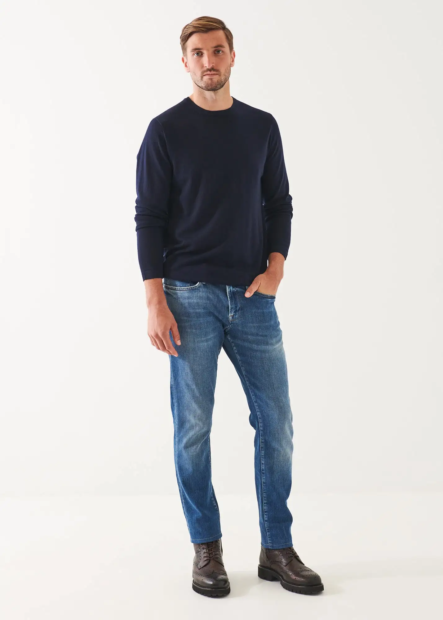 EXTRA-FINE MERINO CREWNECK