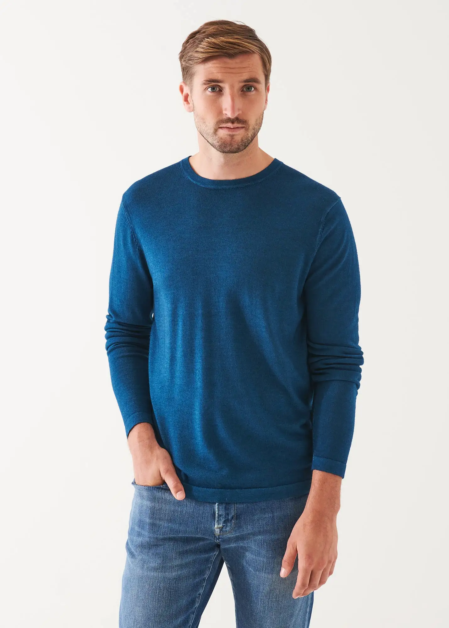 EXTRA-FINE MERINO VINTAGE WASH CREWNECK