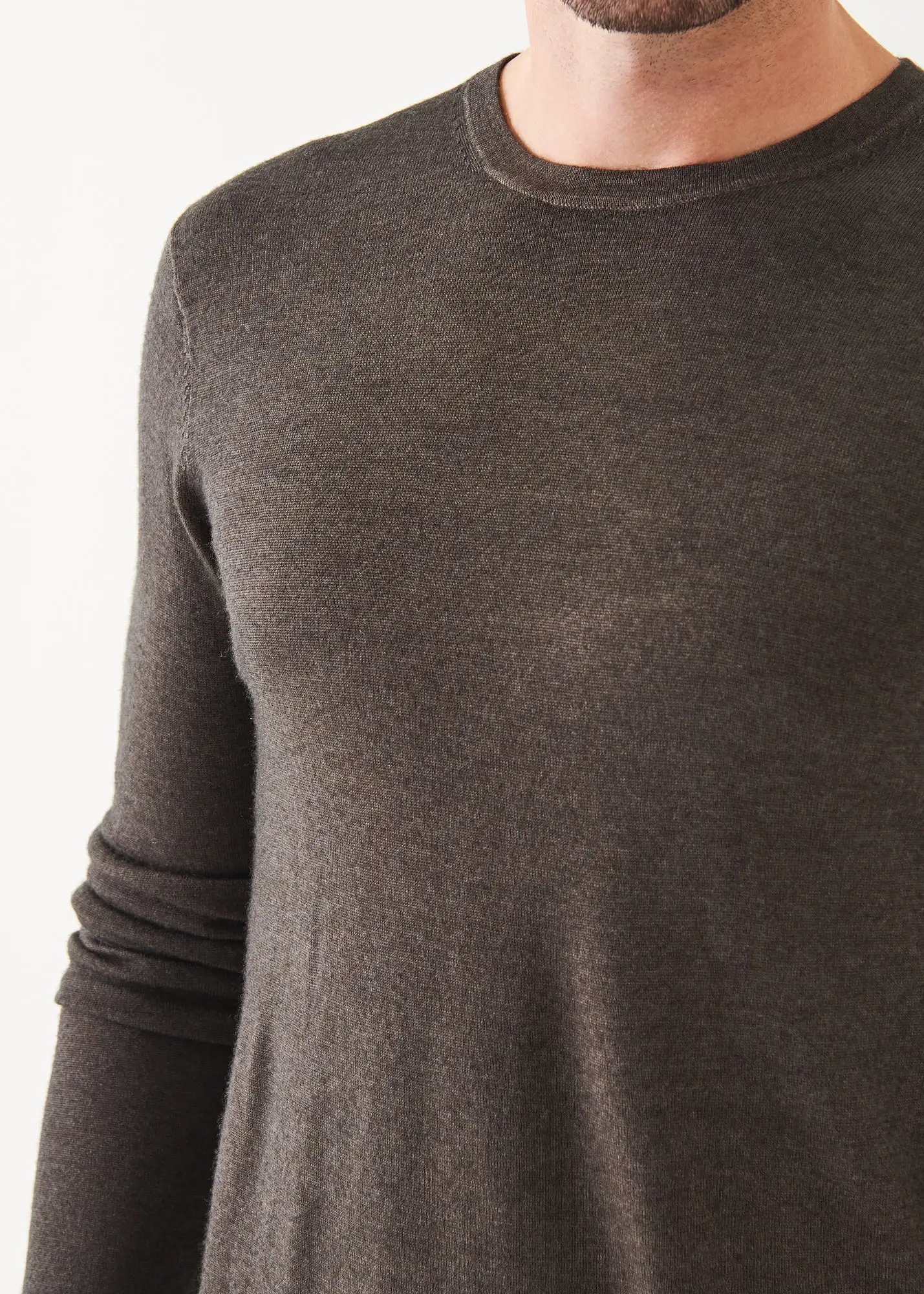 EXTRA-FINE MERINO VINTAGE WASH CREWNECK