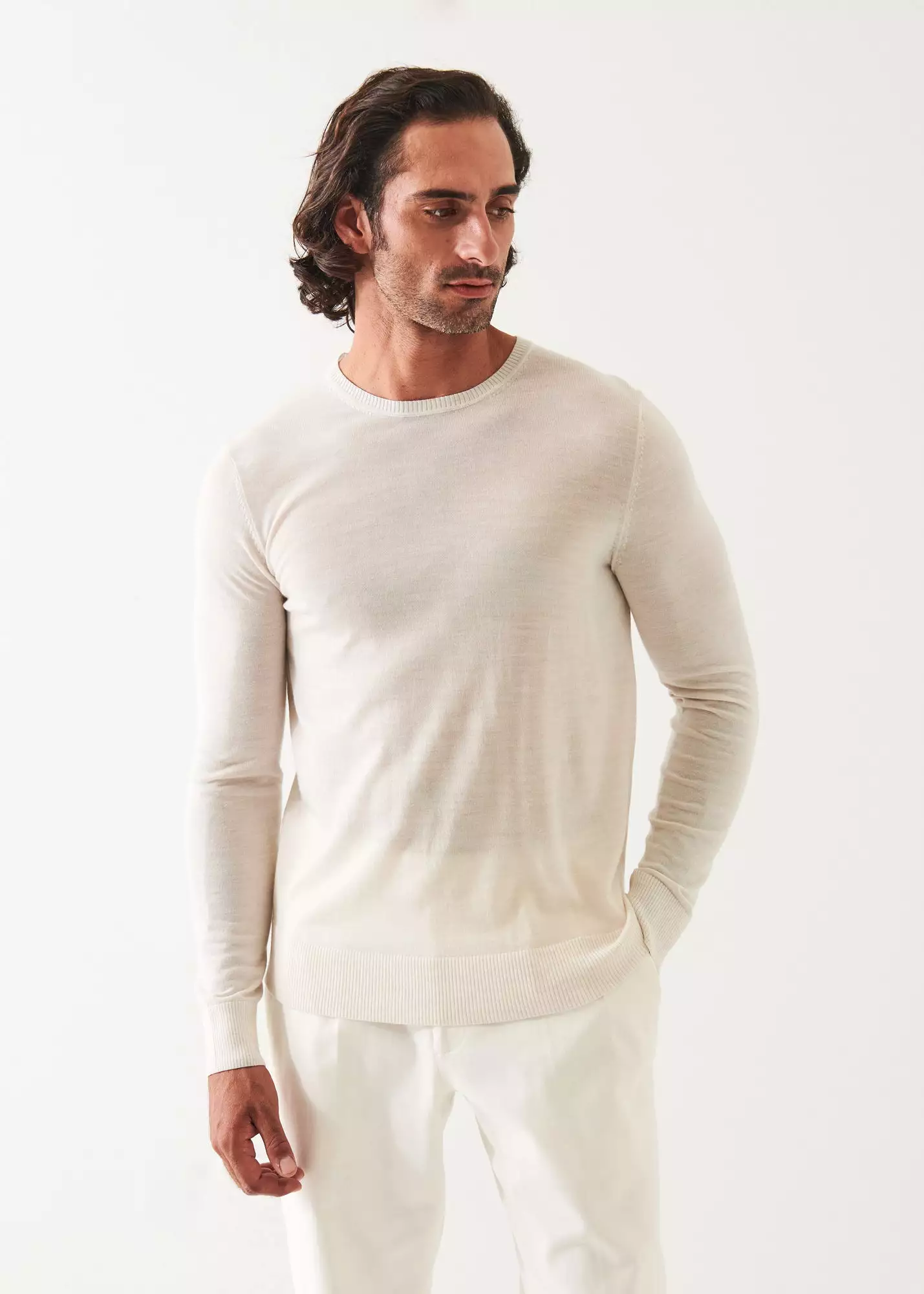 FINE GAUGE MERINO WOOL CREWNECK