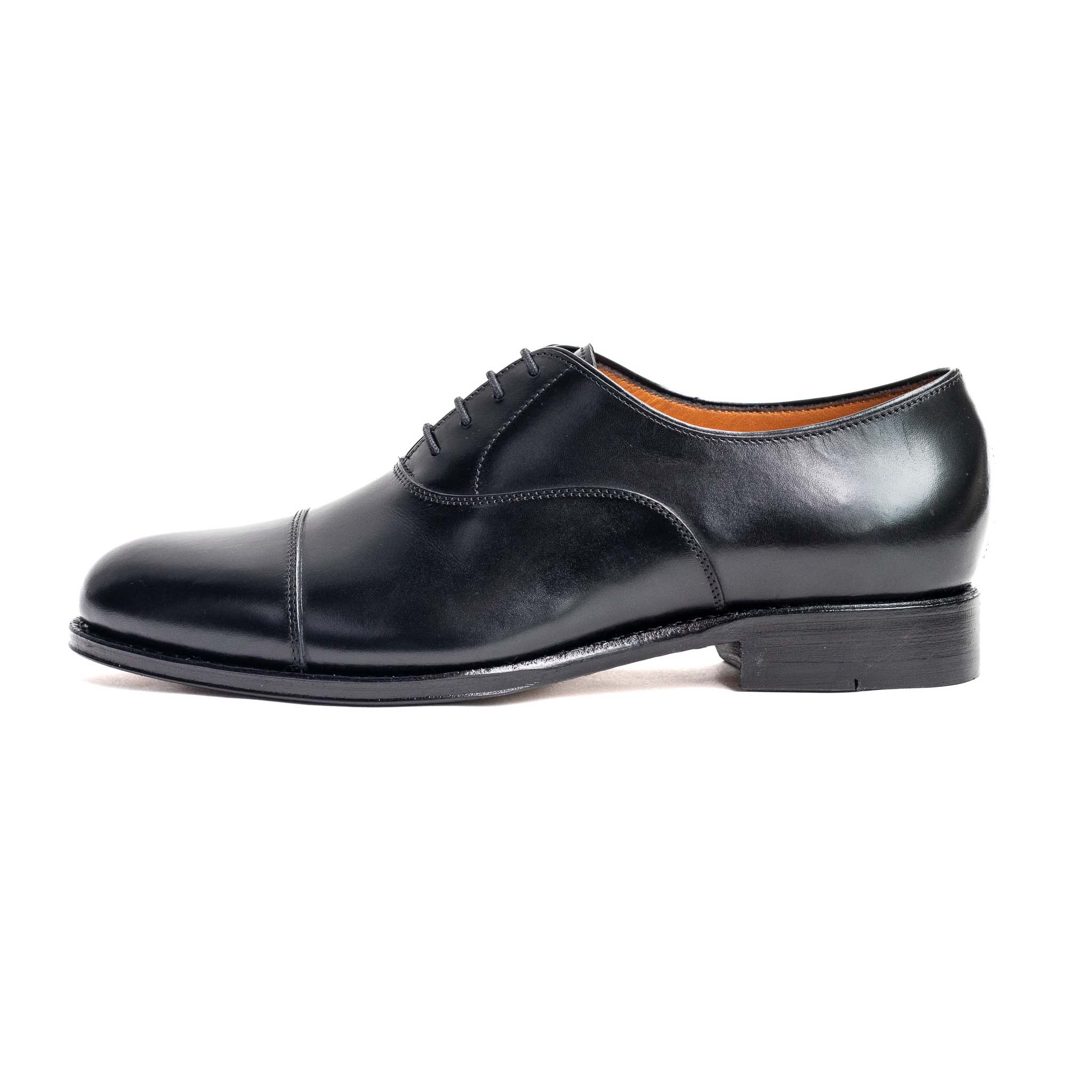 Ladies Cap Toe Oxford / Black 5623