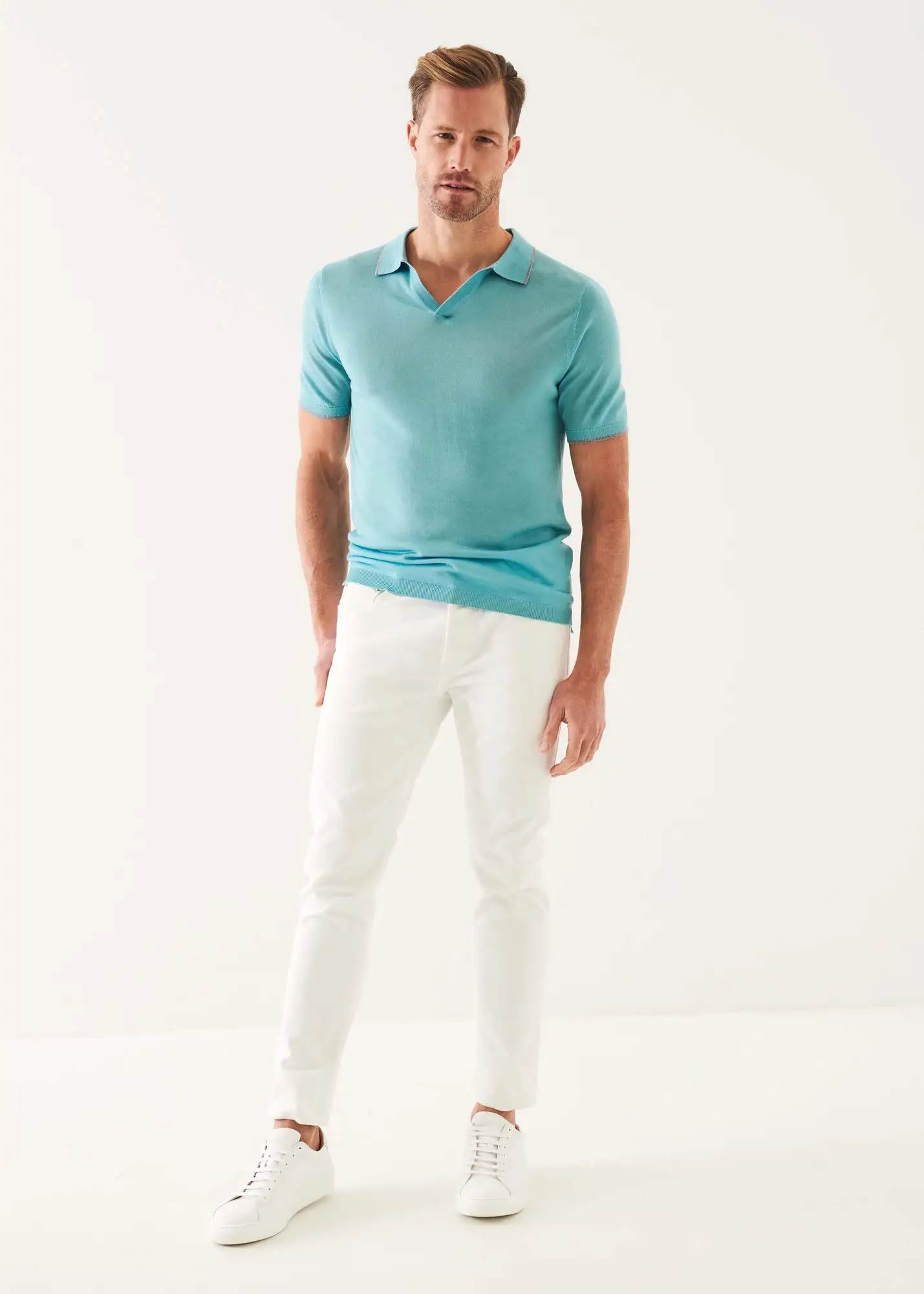 LIGHTWEIGHT MERINO BLEND OPEN POLO