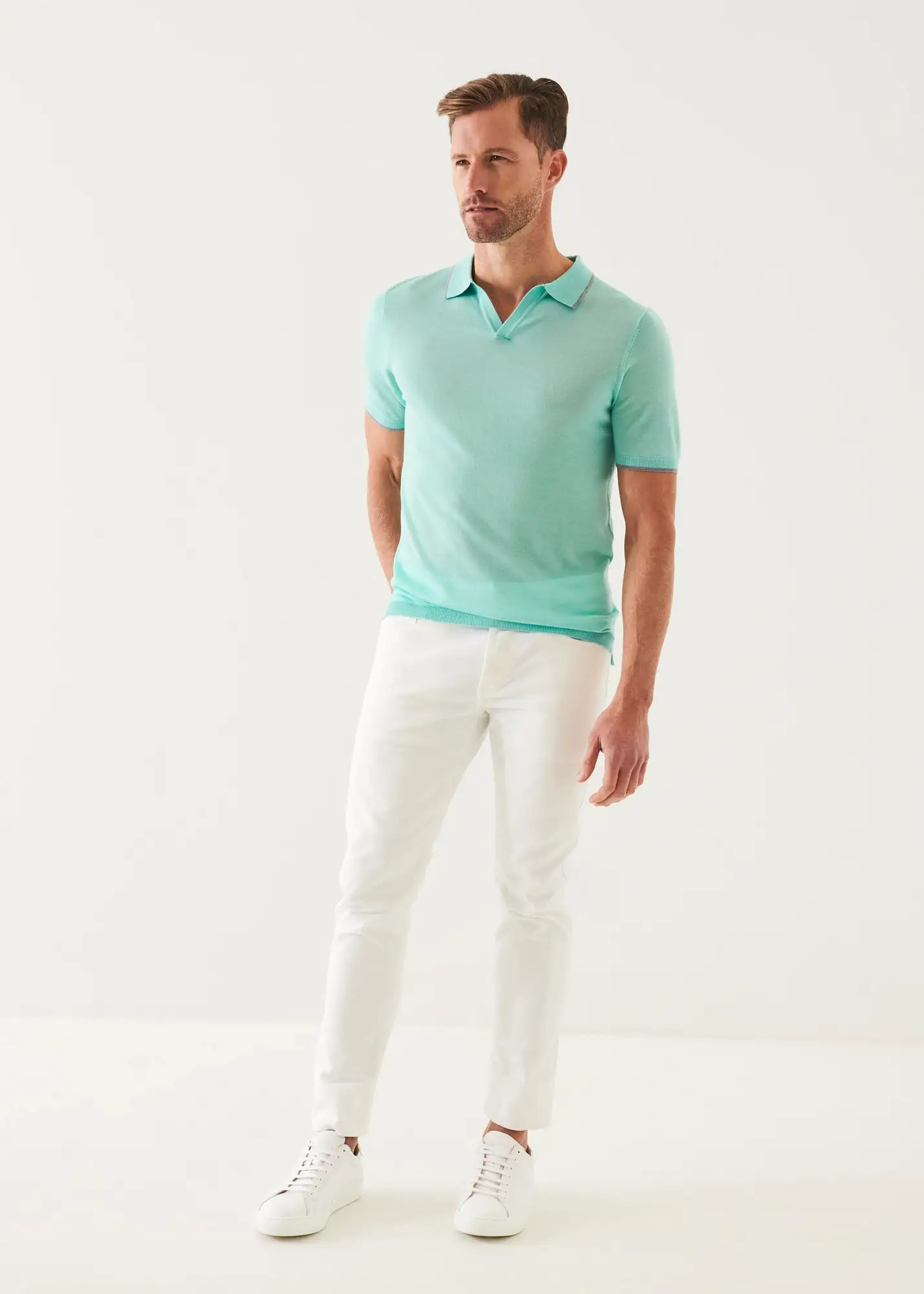 LIGHTWEIGHT MERINO BLEND OPEN POLO