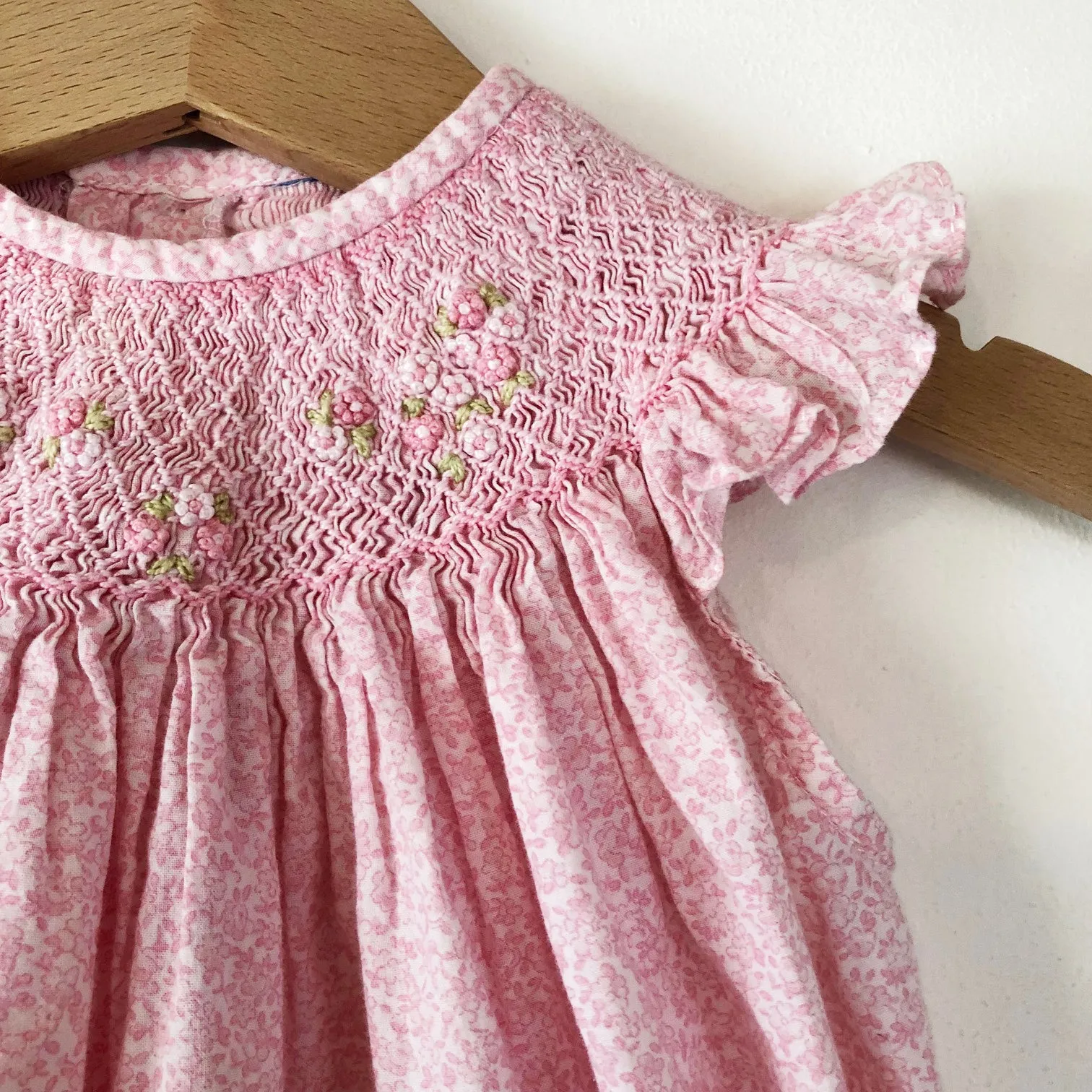 Smocked ditsy Romper size 6-12 months