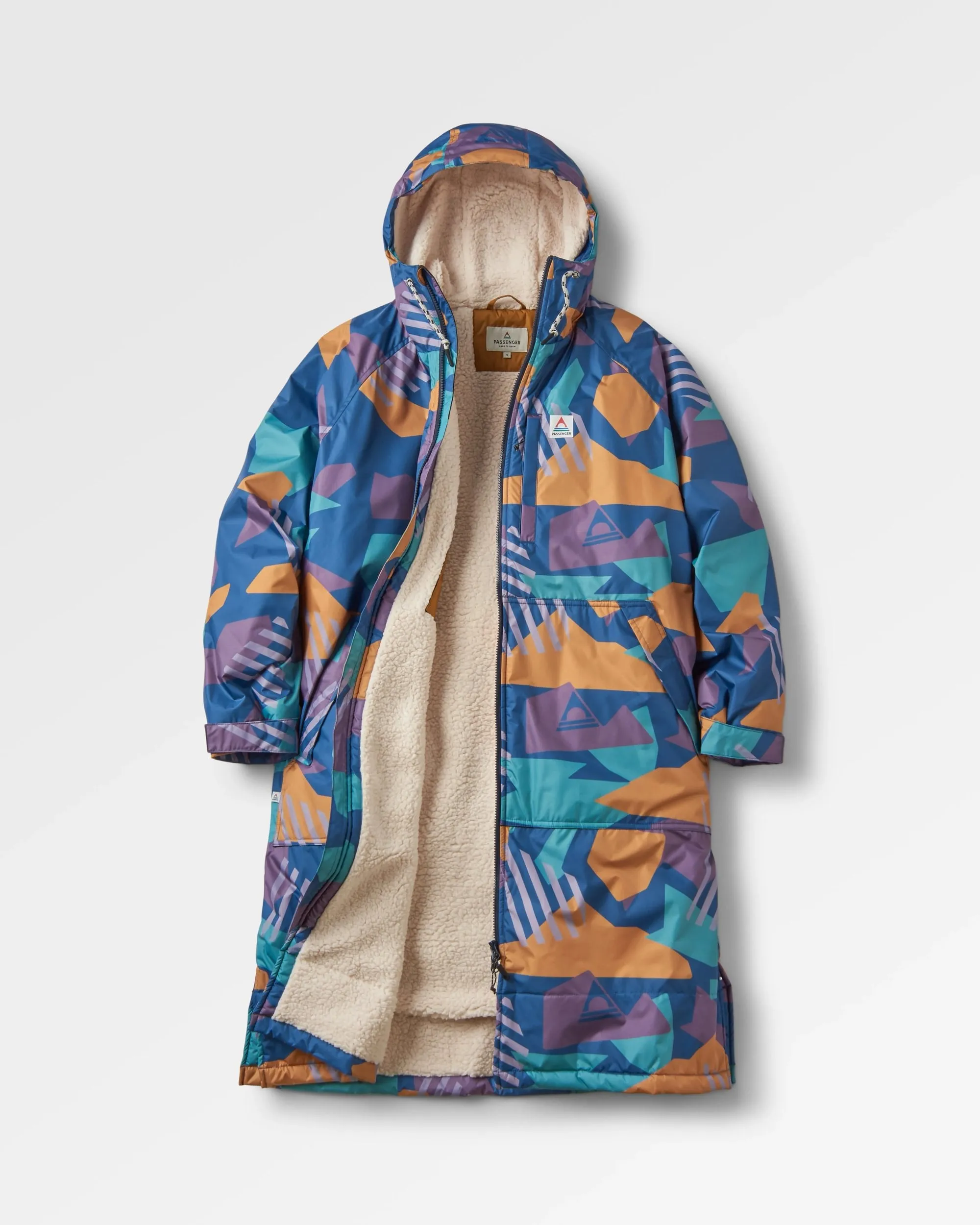 Waves Recycelter Sherpa Gefütterter Surf Poncho - Tiefblaues Camo